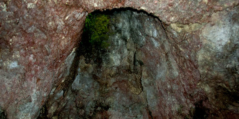 Kaeleku Caverns