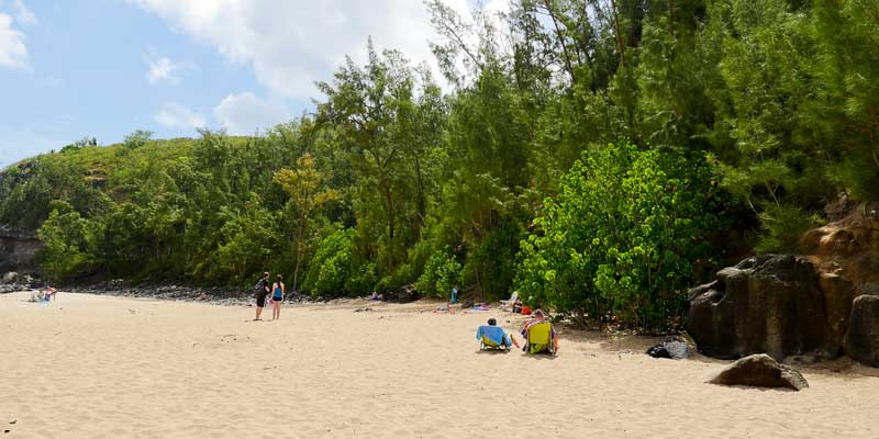 Mokuleia (Slaughterhouse) Beach